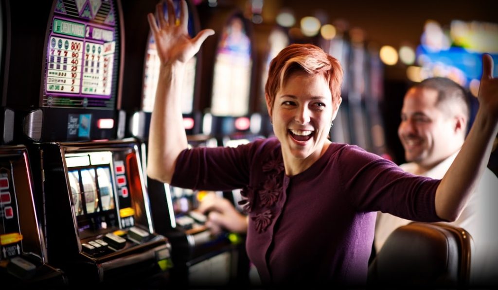 How do you know if an online slot is mobile-compatible?